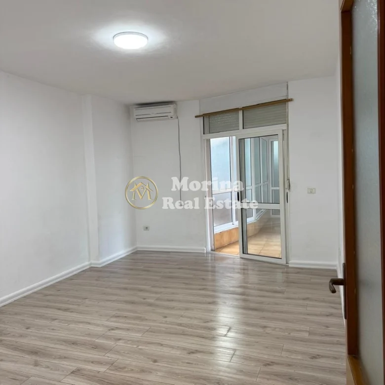 Qera | Ambjent Biznesi | Bulevardi Gjergj Fishta | 800 €/muaj 2