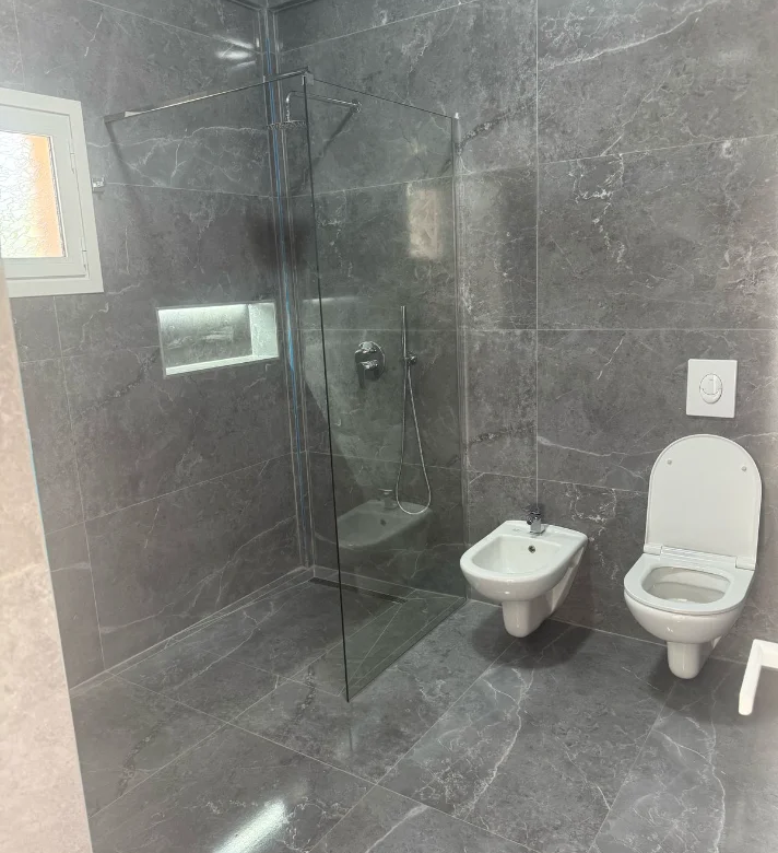 Qera | Apartament 2 + 1 | Rruga Ali Shefqeti | 370 €/muaj 3