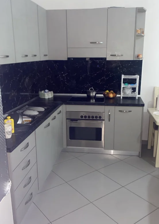 Qera | Apartament 1 + 1 | Rruga Njazi Meka | 450 €/muaj