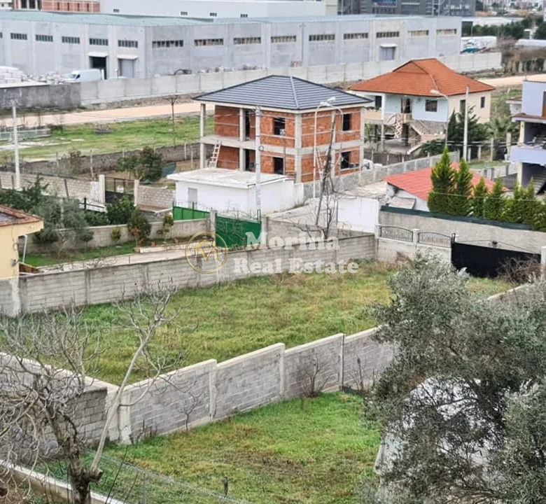 Shitje | Tokë / Truall | Domje | 150000 €