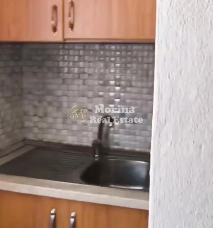 Qera | Apartament 1 + 1 | Rruga Reshit Petrela | 400 €/muaj 4