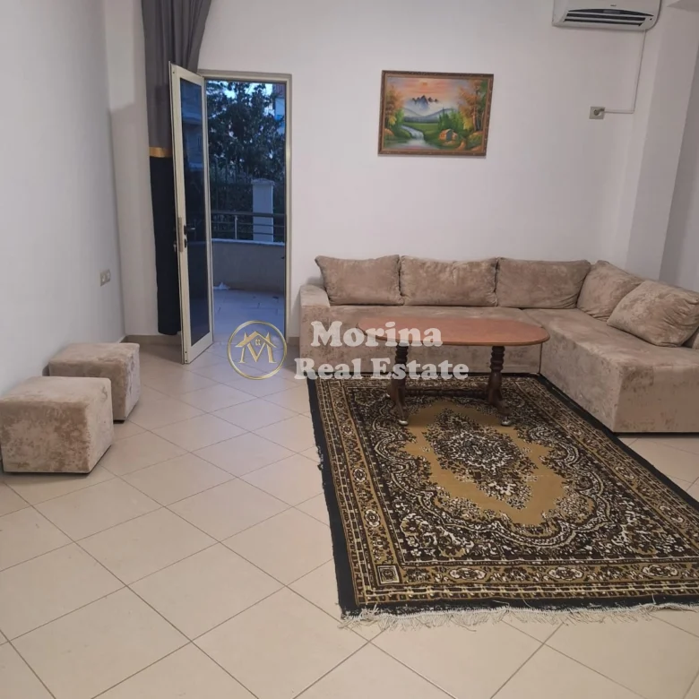 Qera | Shtëpi private 2 + 1 | Vilat Amerikane | 450 €/muaj 2