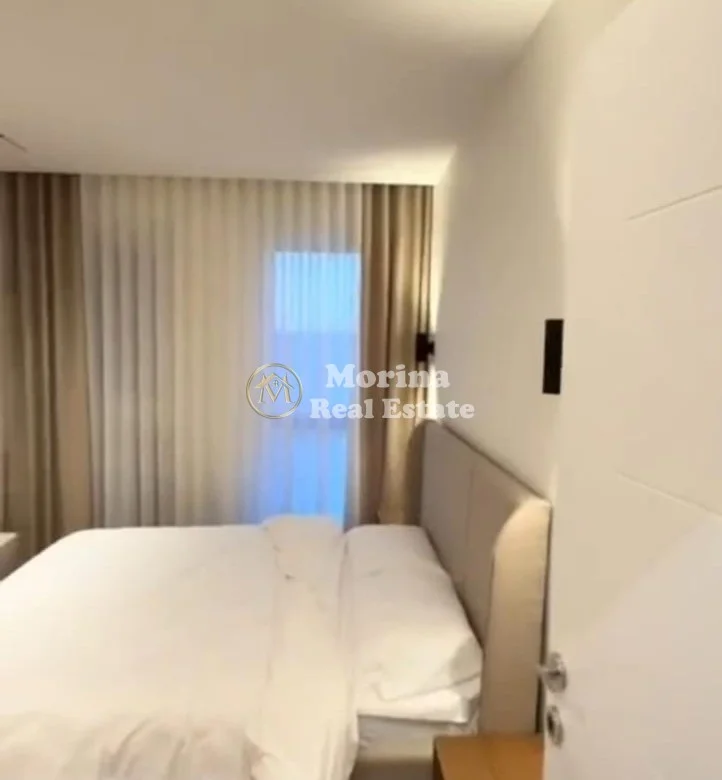 Qera | Apartament 2 + 1 | Xhamlliku | 800 €/muaj 4