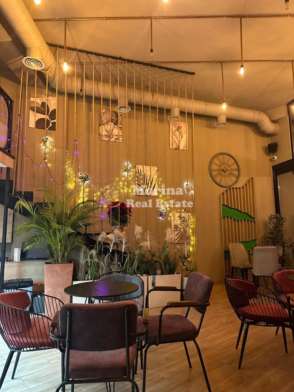 Shitje, Ambient Biznesi/Lokal, Astir, Cmimi 360000 Euro.