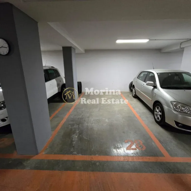 Shitje | Garazhd | Shkolla e Kuqe | 30900 €