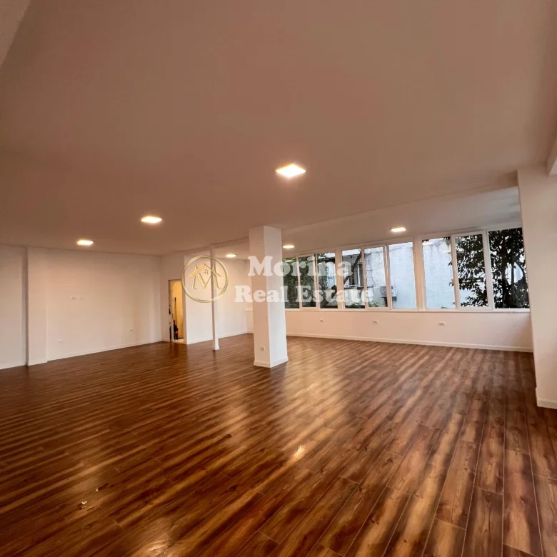 Qera | Ambjent Biznesi | Liqeni i Thatë | 1800 €/muaj