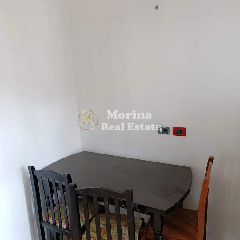 Qera | Shtëpi private 2 + 1 | Rruga Selaudin Zorba,Qsut| 400 €/muaj 2