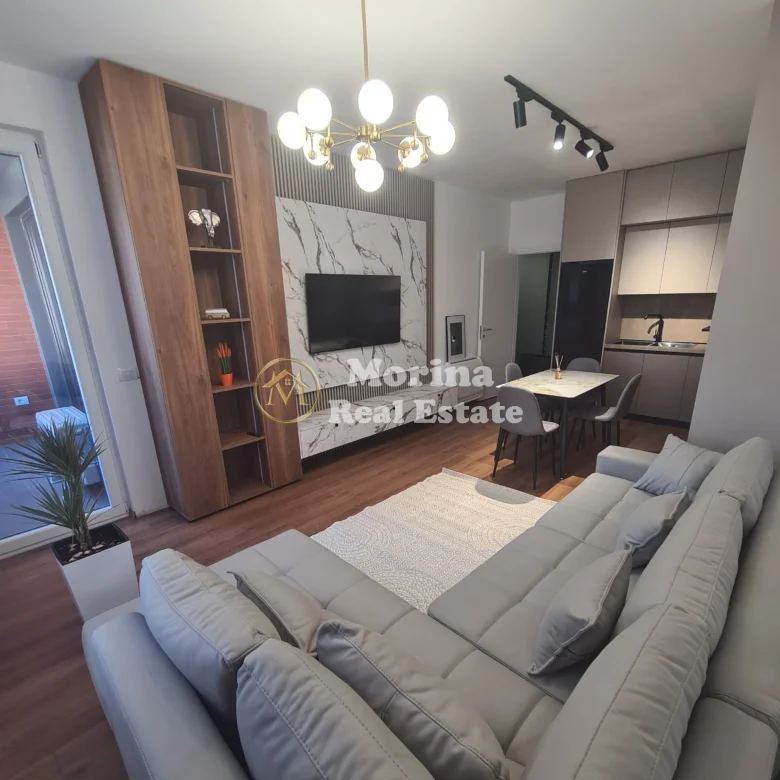Qera | Apartament 1 + 1 | Rruga Ali Visha | 700 €/muaj 4