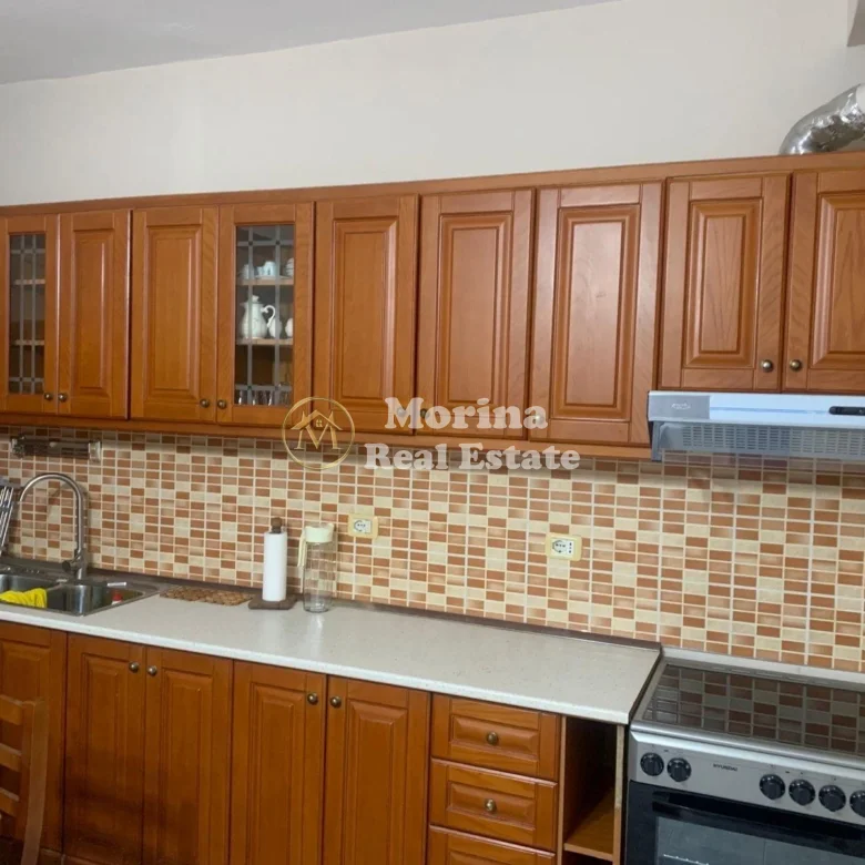 Qera | Garsoniere | Vasil Shanto | 400 €/muaj 2