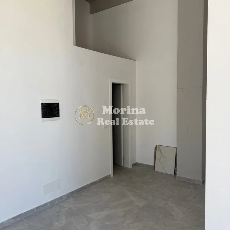 Qera | Ambjent Biznesi | Astir | 650 €/muaj 4