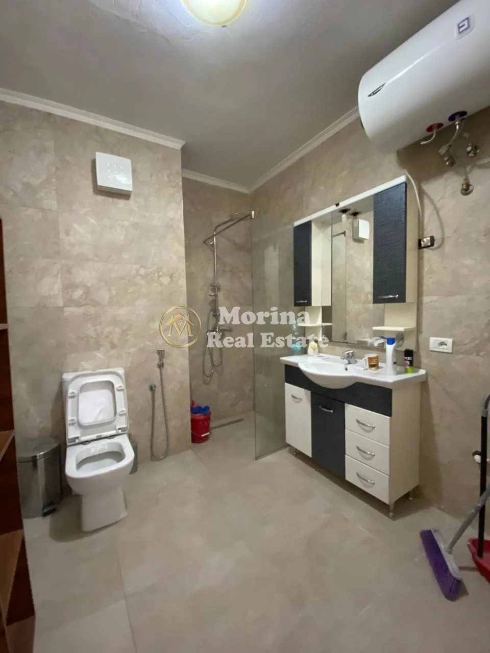 Qera | Ambjent Biznesi | Bulevardi Gjergj Fishta | 1500 €/muaj