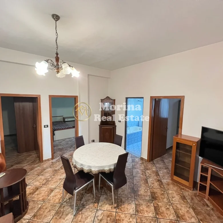 Qera | Shtëpi private 2 + 1 | Rruga e Durrësit | 550 €/muaj 3