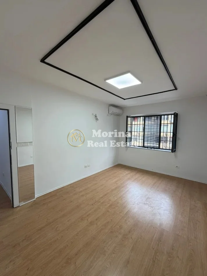 Qera | Ambjent Biznesi | Rruga e Durrësit | 650 €/muaj