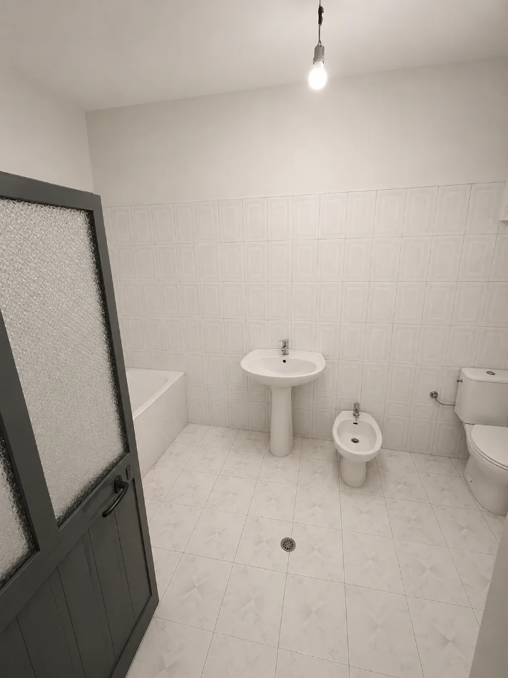 Shitje | Vilë 3 + 1 | 500 m larg QSUT | 200000 €
