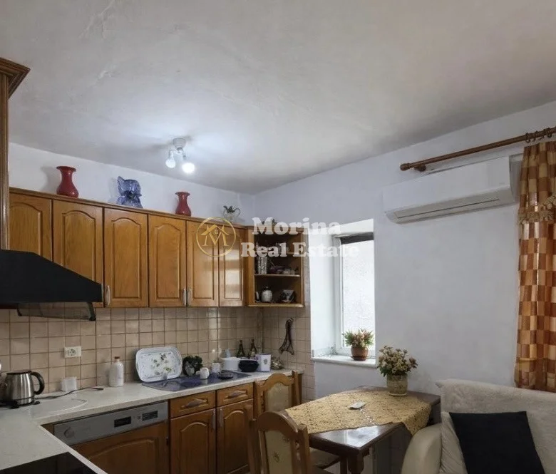 Shitje | Apartament 2 + 1 & Dyqan | QSUT | 230000 € 3