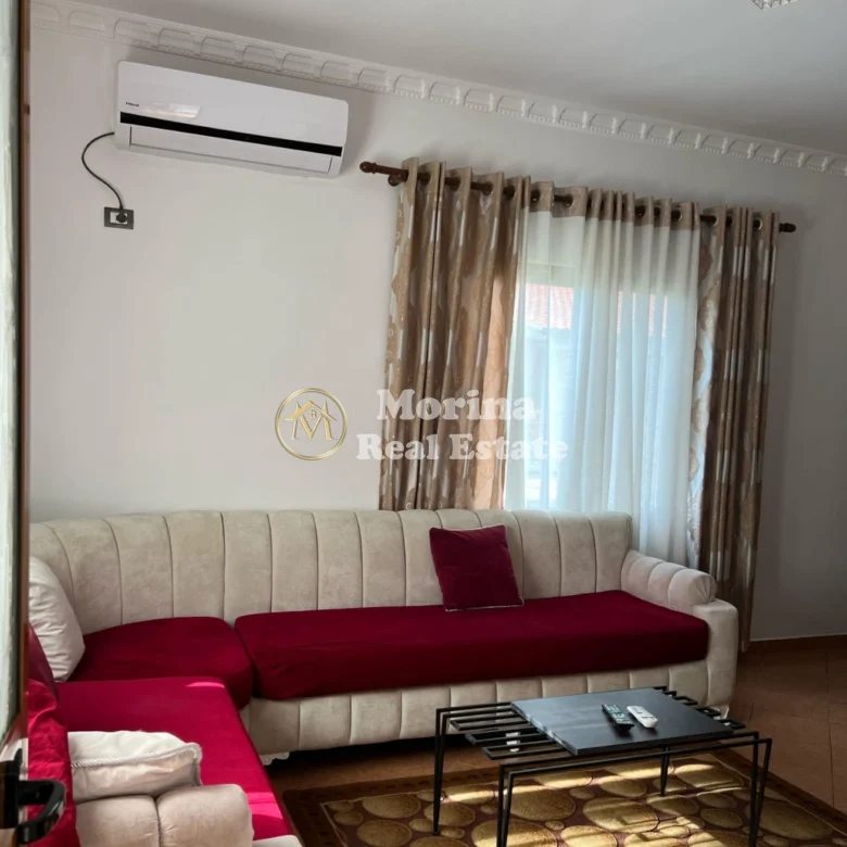 Qera | Shtëpi private 2 + 1+Ballkon | Rruga Siri Kodra | 500 €/muaj
