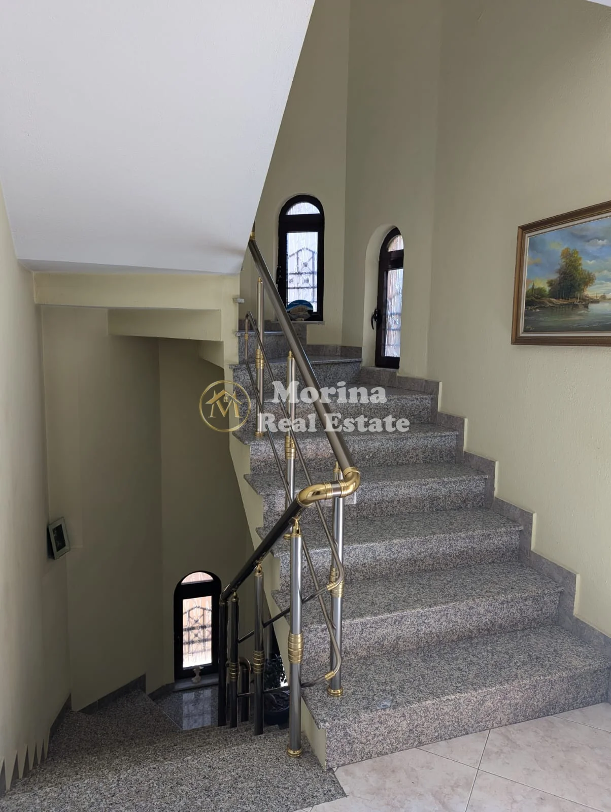 Shitje | Shtëpi private 6 + 1 | Don Bosko | 515000 €