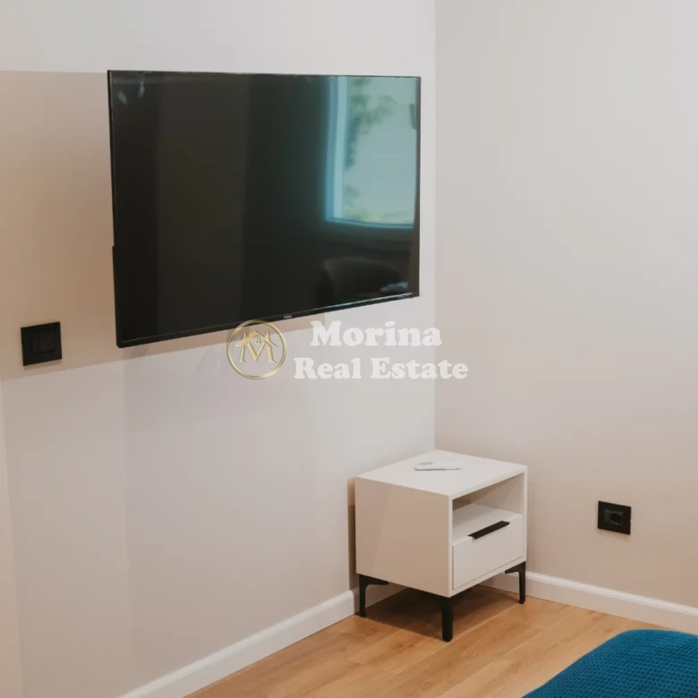 Qera | 2 Garsoniere | Skanderbeg Square | 1000 €/muaj 3