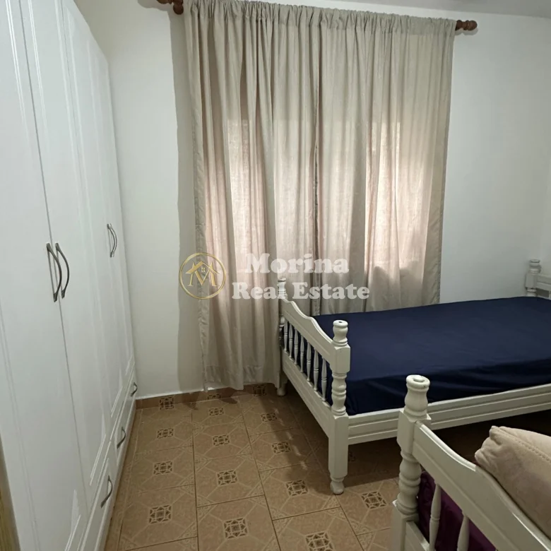 Qera | Shtëpi private 1 + 1 | Ali Demi | 300 €/muaj 4