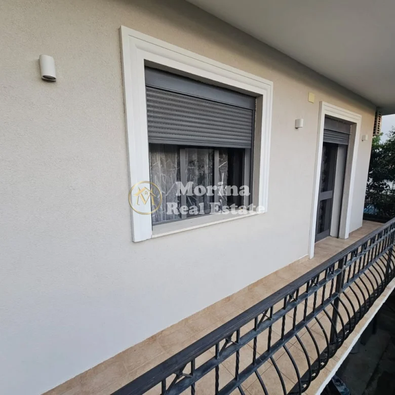Qera | Apartament 1 + 1 | Rruga Todi Shkurti | 300 €/muaj 4