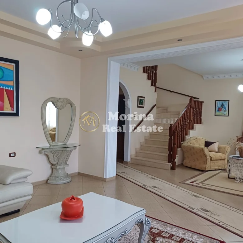 Qera | Vilë 4 + 1 | Fier | 2500 €/muaj 4
