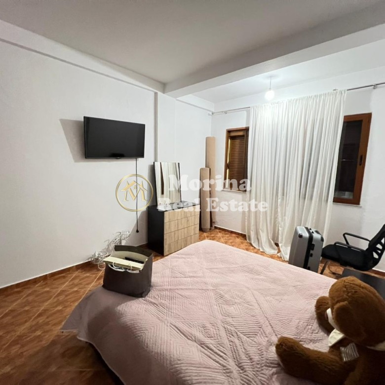 Qera | Vilë 6 + 1 | Ali Demi | 1500 €/muaj 2