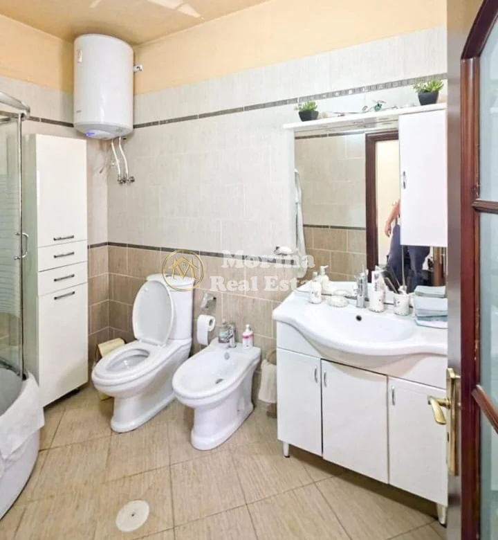 Shitje | Vilë 6 + 1 | Don Bosko | 500000 €