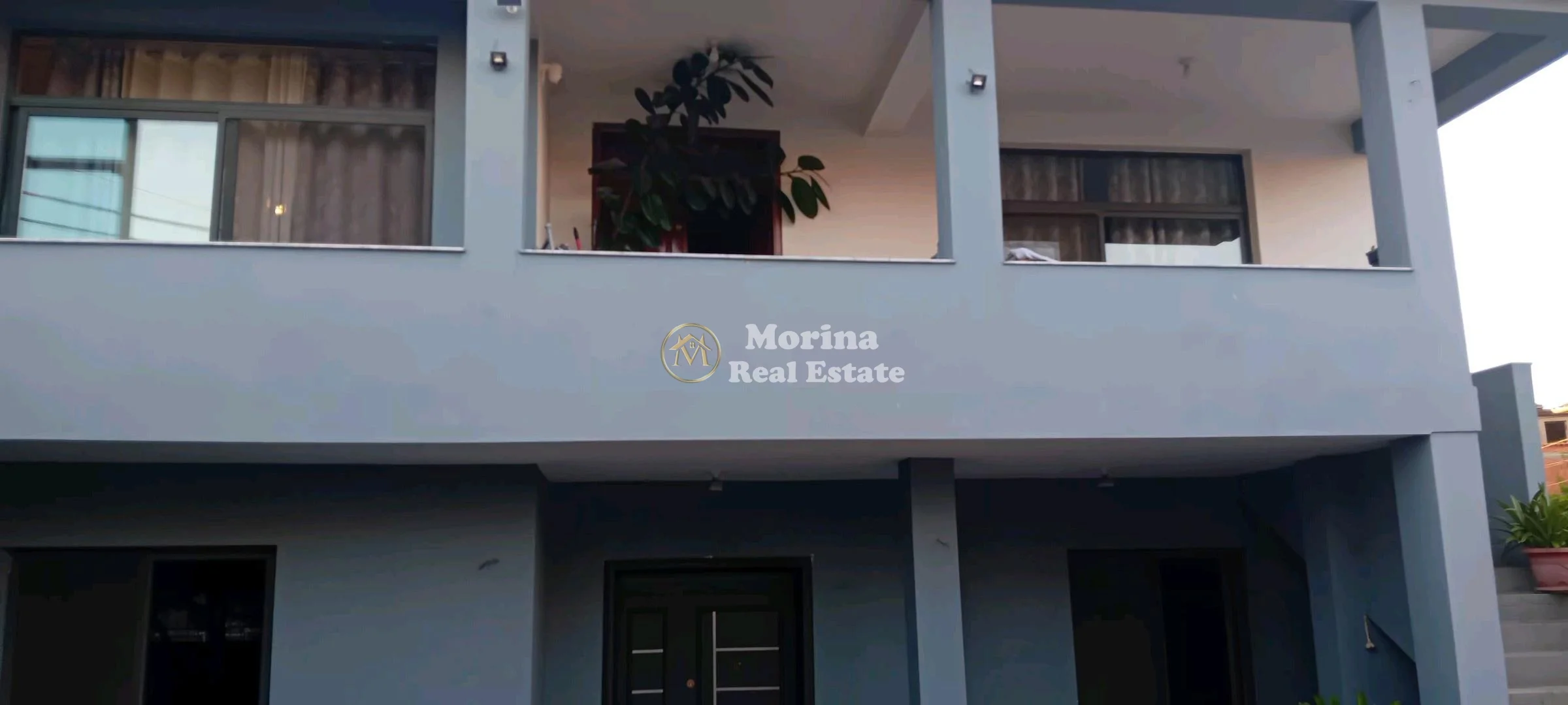 Qera | Vilë 4 + 1 | Rruga Azem Galica | 500 €/muaj