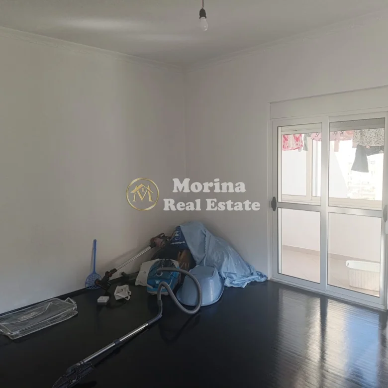 Shitje | Vilë 8 + 1 | Durrës | 630000 €