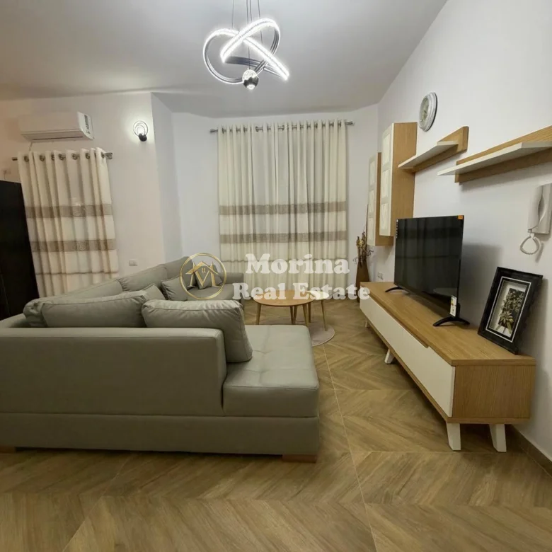 Qera | Shtëpi private 1 + 1 | Selitë | 450 €/muaj 2