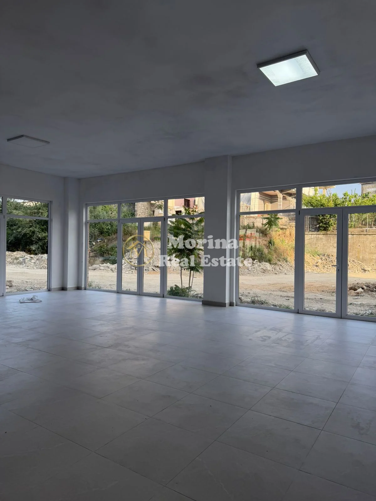 Qera | Ambjent Biznesi | Rruga 5 Maji | 3200 €/muaj