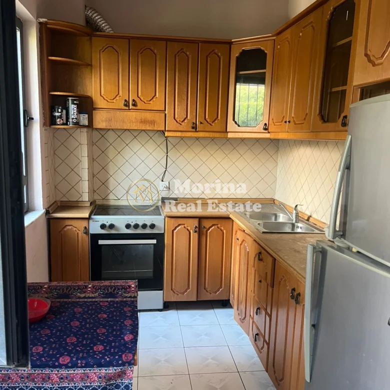 Qera | Shtëpi private 3 + 1 | Fresk | 500 €/muaj 2