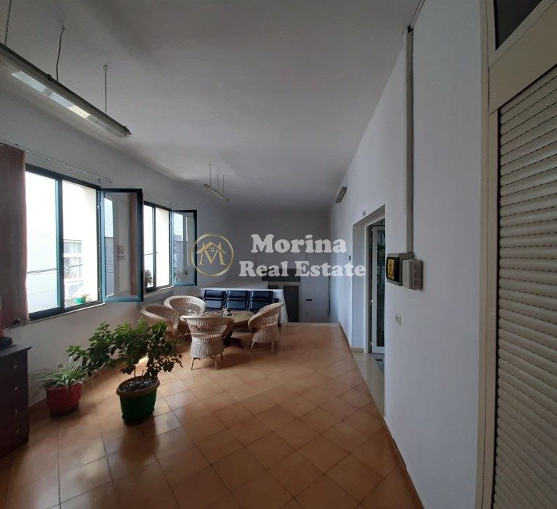 Qera | Magazinë | Siri Kodra | 4700 €/muaj 2
