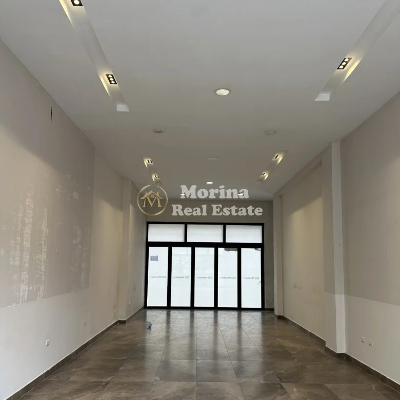 Qera | Ambjent Biznesi | 21 Dhjetori | 900 €/muaj 3
