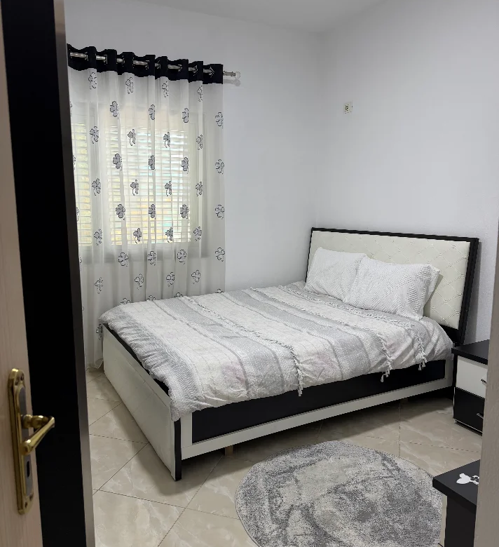 Qera | Apartament 2 + 1 | Unaza e Madhe | 500 €/muaj 4
