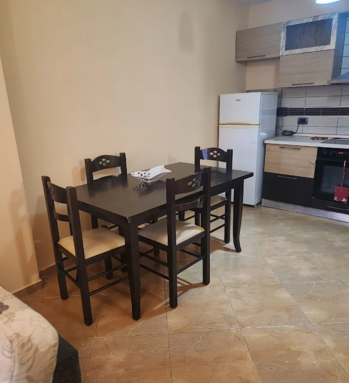 Qera | Apartament 1 + 1 | Fresku | 380 €/muaj 4