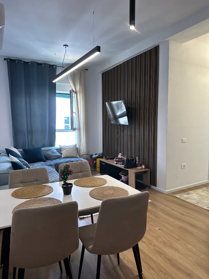 Qera | Apartament 2 + 1 | Ali Demi | 550 €/muaj
