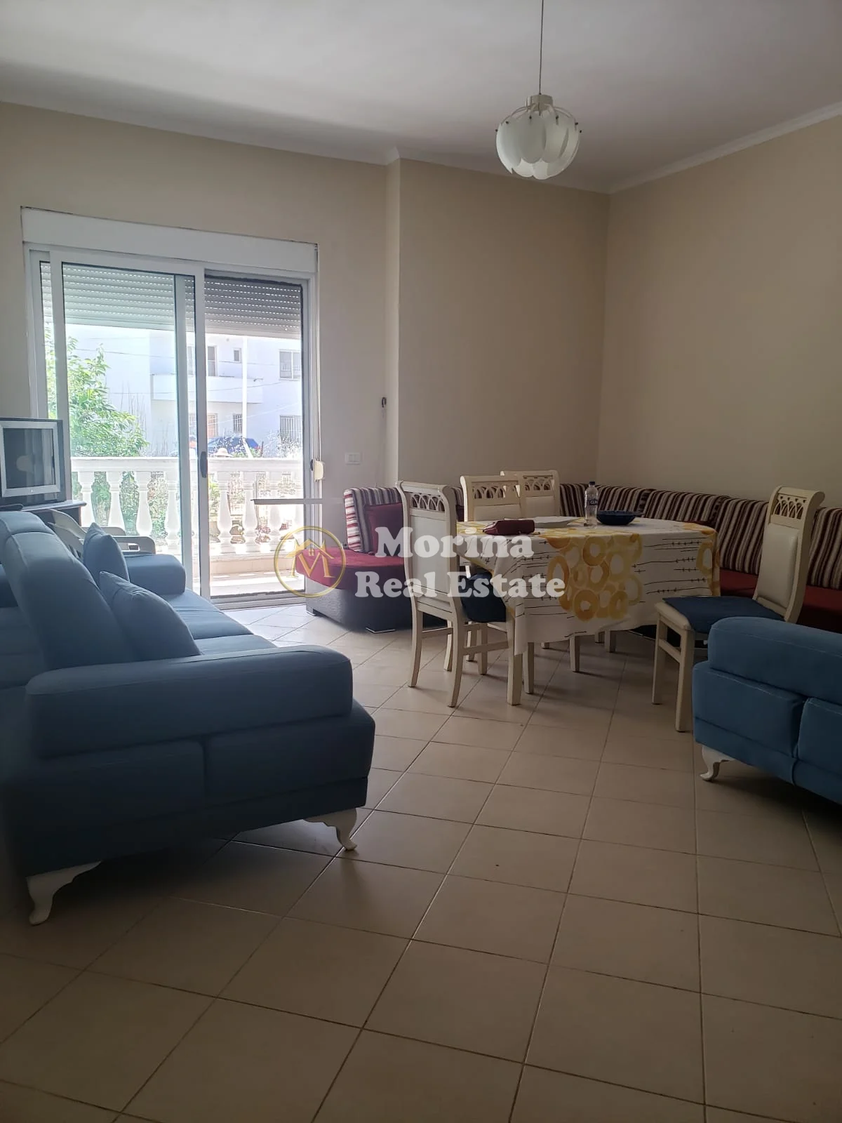 Qera | Apartament 1 + 1 | Golem | 350 €/muaj