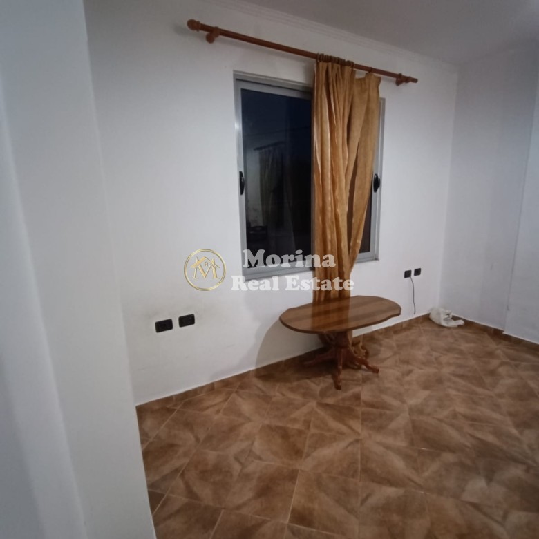 Qera | Shtëpi private 1 + 1 | Ali Demi | 350 €/muaj 4