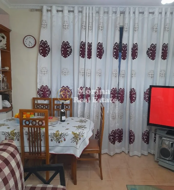 Shitje | Apartament 2 + 1 +2+3Blk | 21 Dhjetori | 250000 € 3