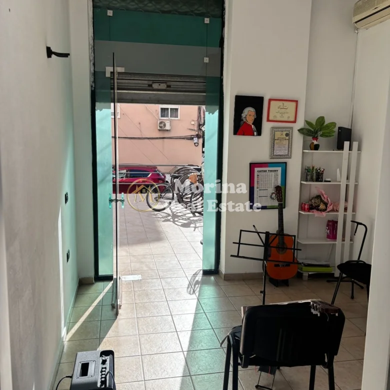Qera | Ambjent Biznesi | Sheshi Willson | 250 €/muaj 3