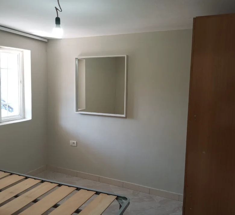 Qera | Shtëpi private 1 + 1 | Allias | 300 €/muaj 4