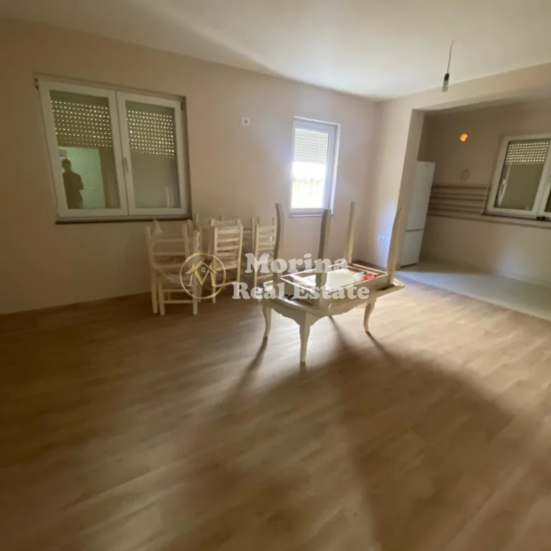 Qera | Vilë 3 + 1 | Qytet Studenti | 600 €/muaj 2
