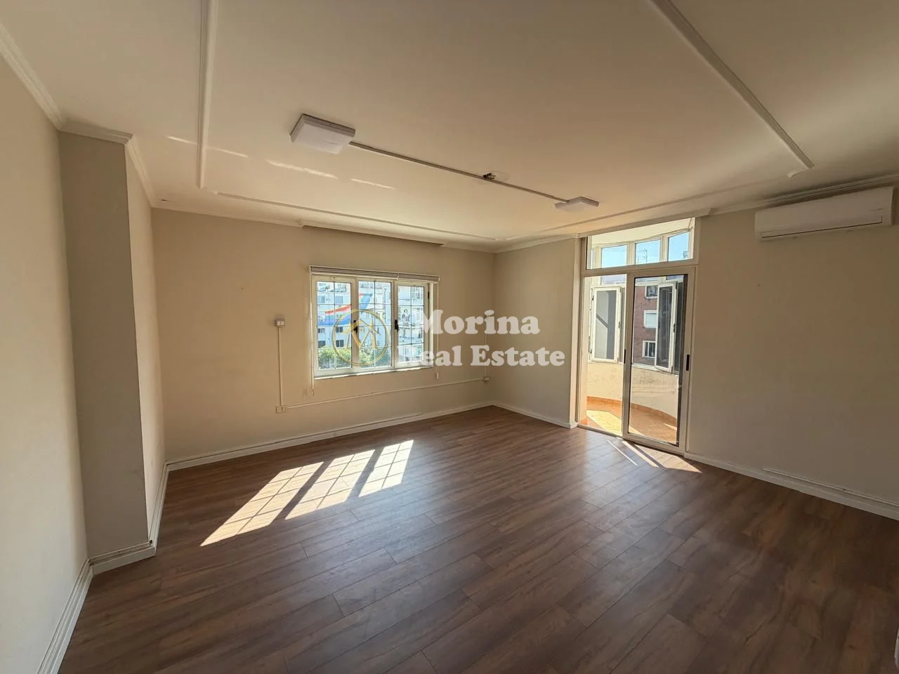 Qera | Ambjent Biznesi | Sheshi Willson | 1600 €/muaj