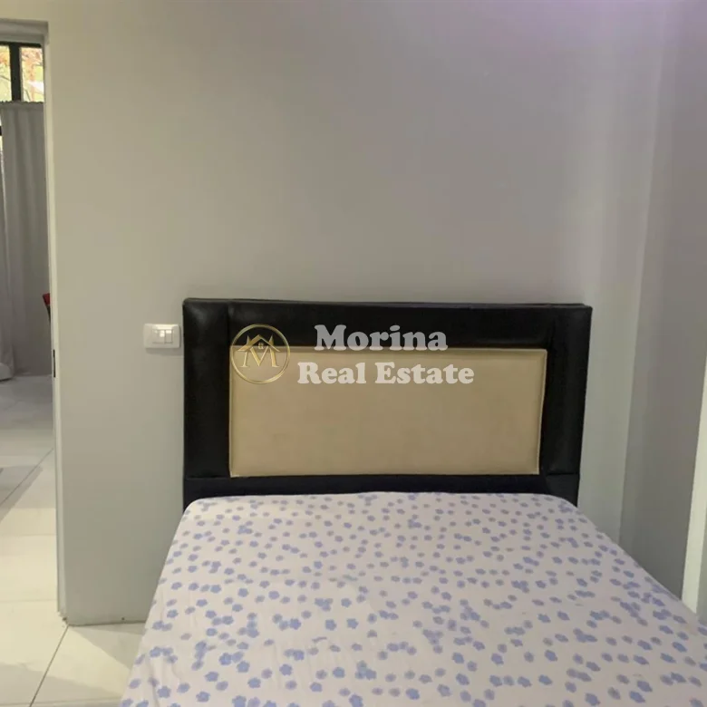 Qera | Shtëpi private 2 + 1 | Yzberisht | 300 €/muaj
