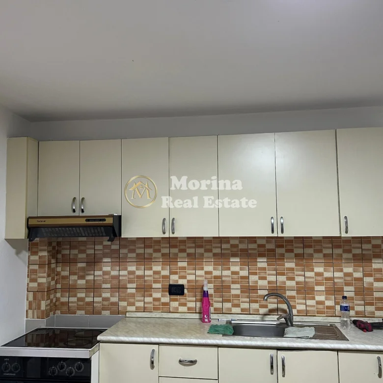 Qera | Shtëpi private 1 + 1 | Ali Demi | 300 €/muaj 3