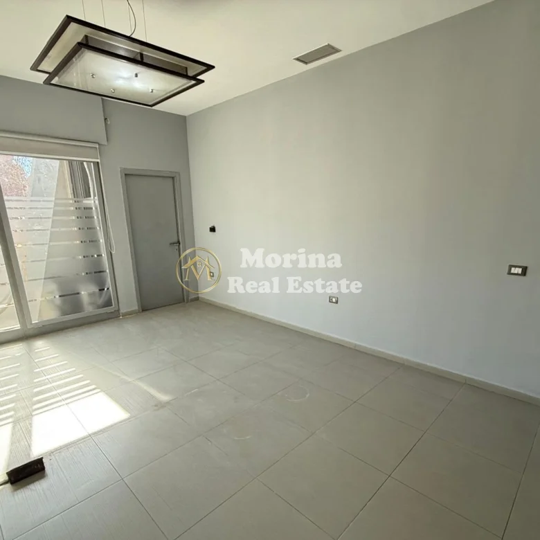 Shitje | Ambjent Biznesi | Rruga e Kavajës | 590000 € 2