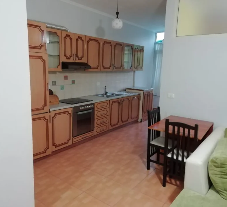 Qera | Vilë 1 + 1 | Qyteti Studenti| 350 €/muaj 2