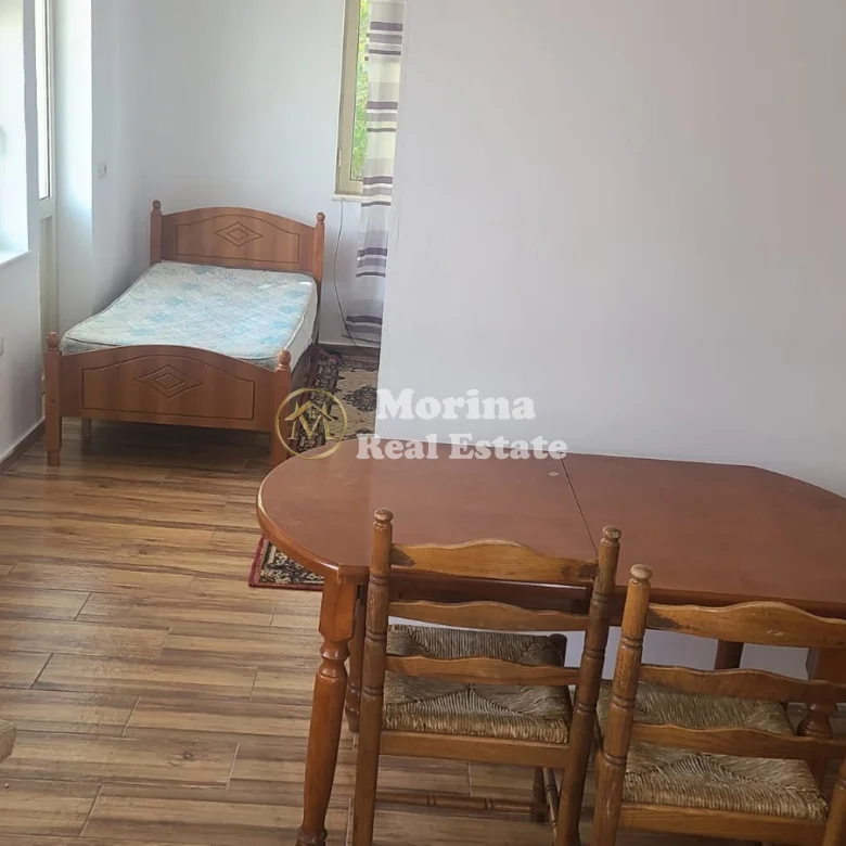 Qera | Shtëpi private 1 + 1 | Rruga Mihal Grameno | 260 €/muaj 3