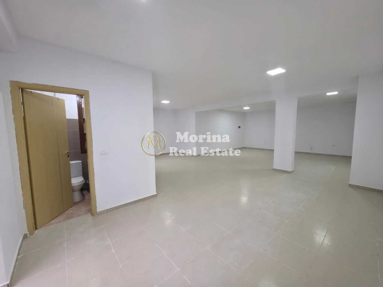 Shitje | Ambjent Biznesi | Xhamia e Selitës | 180000 €